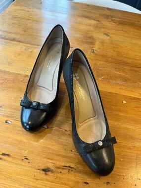 Naturalizer Black Leather Ballet Pump with Bow size 6